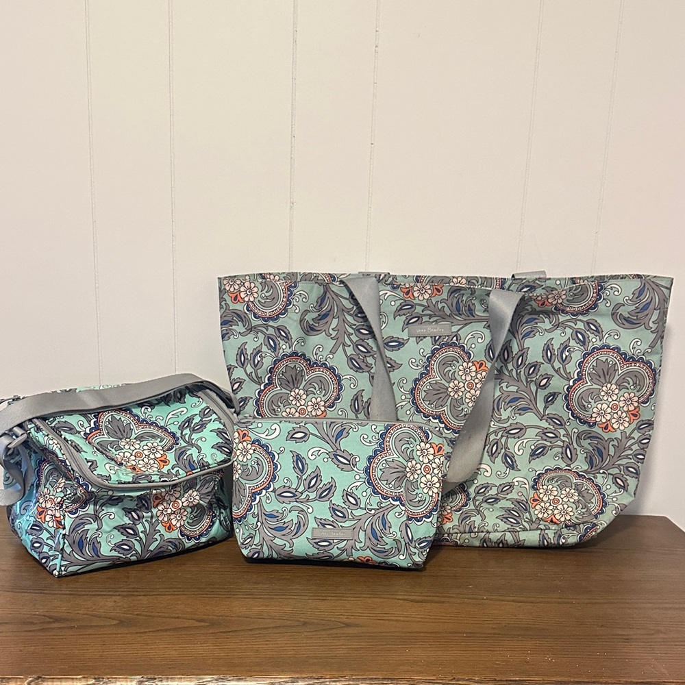 Vera Bradley Floral paisley Tote, lunchbox and cosmetic bag set